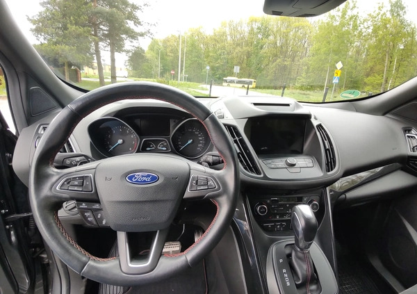 Ford Kuga cena 104900 przebieg: 99447, rok produkcji 2018 z Tychy małe 254